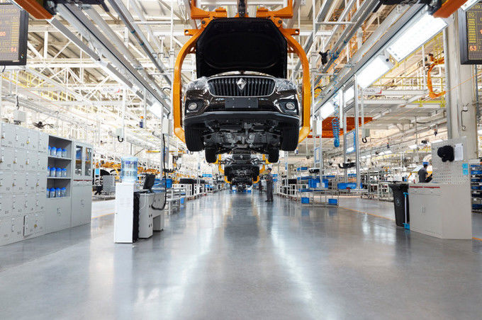 Shaanxi Xianghelixin Automobile Sales Service Co., Ltd. linha de produção do fabricante